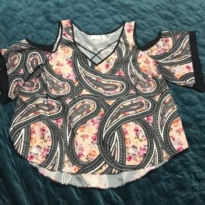 Bisou Bisou cold shoulder top